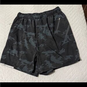 Men's Black Camouflage lululemon surge Shorts